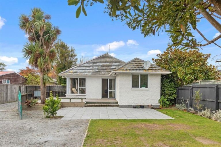 Photo of property in 46 Steadman Road, Broomfield, Christchurch, 8042