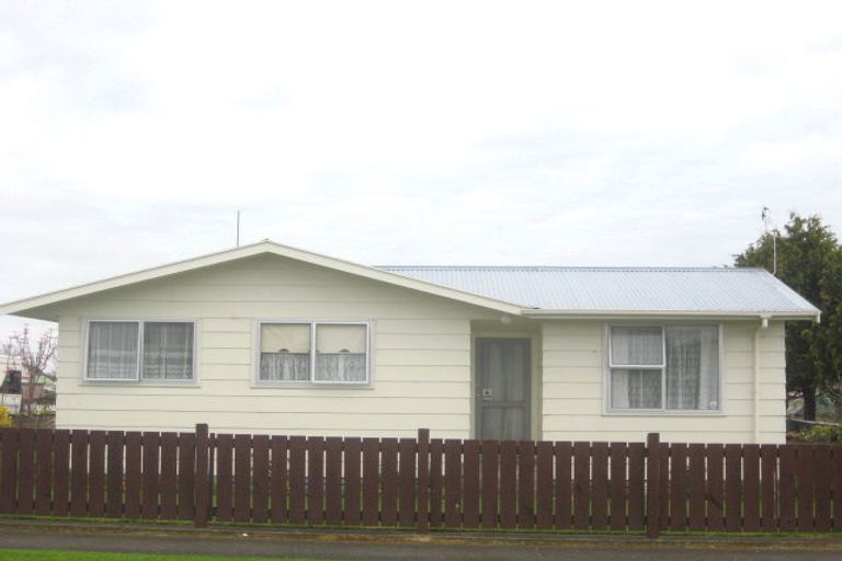 Photo of property in 5 Pleiades Street, Waitara, 4320