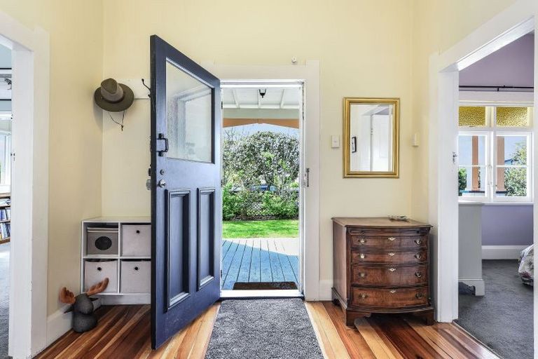 Photo of property in 30 Bettina Road, Fairfield, Hamilton, 3214