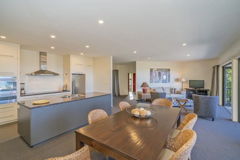 Photo of property in 49 Mount Avenue, Pauanui, Hikuai, 3579