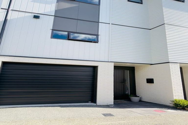 Photo of property in 6/1 Myrtle Street, Hutt Central, Lower Hutt, 5010
