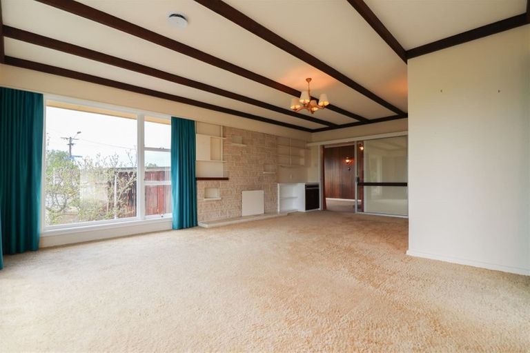 Photo of property in 3 Mckenzie Street, Geraldine, 7930