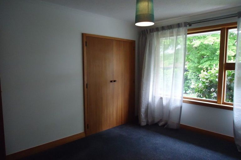 Photo of property in 9 Parkstone Avenue, Ilam, Christchurch, 8041