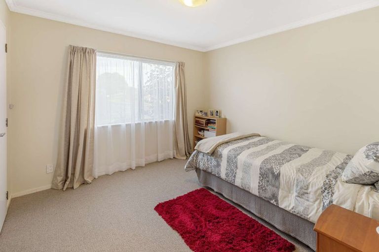 Photo of property in 1 Waharua Place, Tawhero, Whanganui, 4501