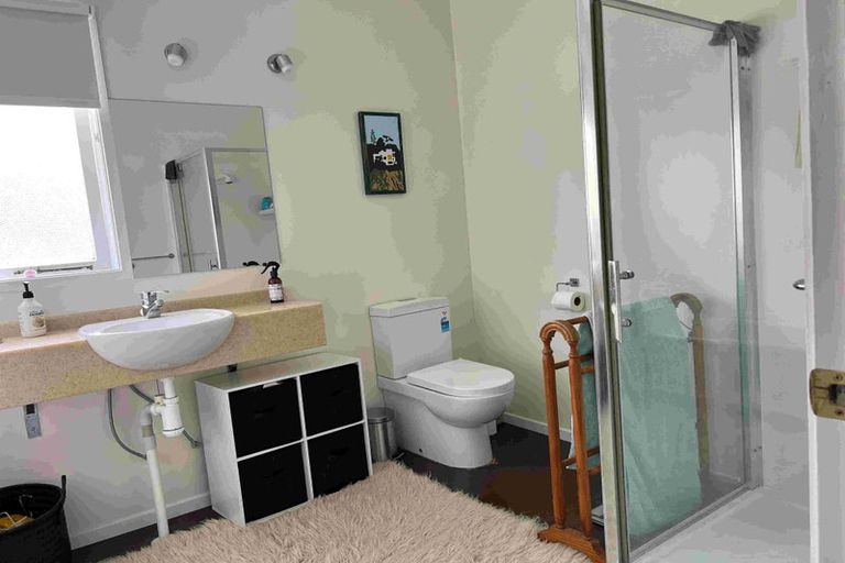 Photo of property in 10 Braemar Road, Rothesay Bay, Auckland, 0630