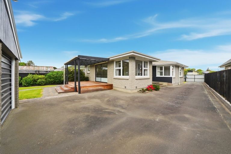 Photo of property in 32 Reynolds Avenue, Bishopdale, Christchurch, 8053