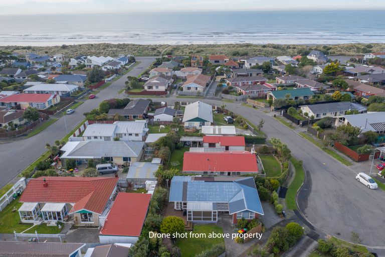 Photo of property in 8 Pandora Street, North New Brighton, Christchurch, 8083