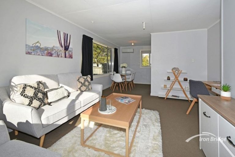 Photo of property in 11 Vicki Street, Sockburn, Christchurch, 8042