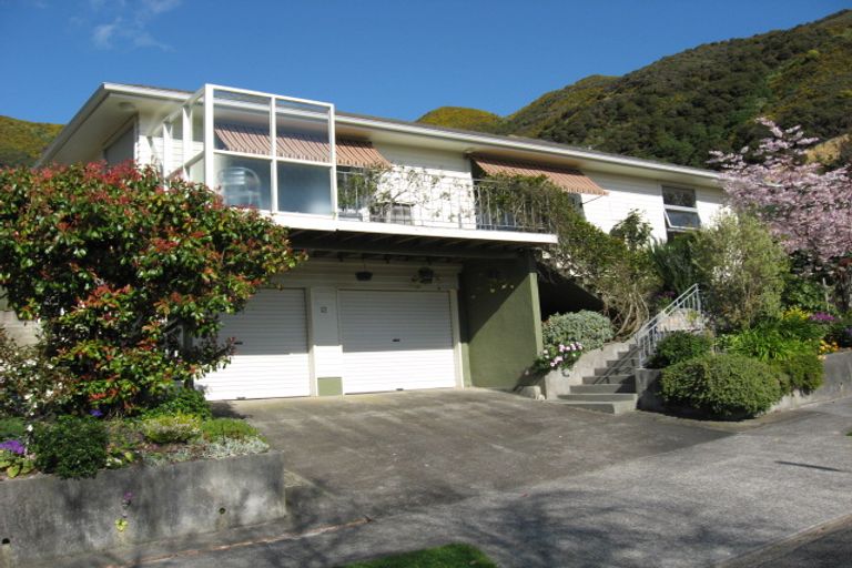 Photo of property in 12 Saint Francis Grove, Waterloo, Lower Hutt, 5011
