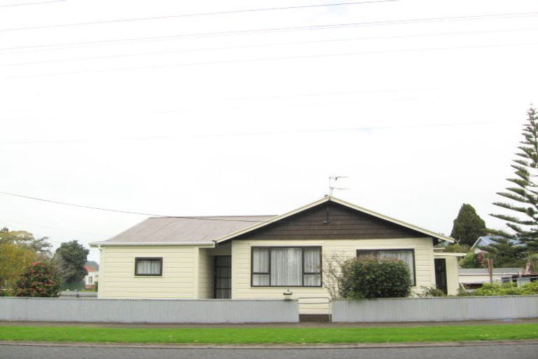 Photo of property in 29 Parris Street, Waitara, 4320