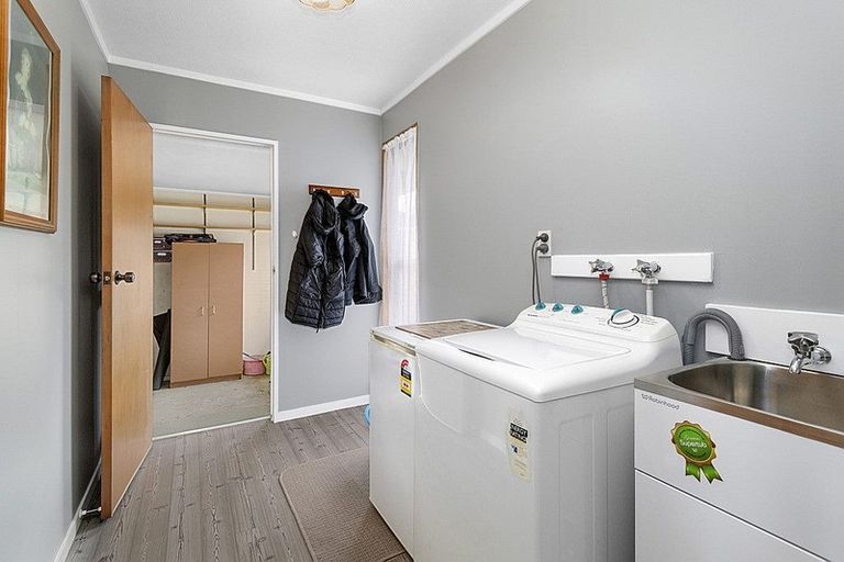 Photo of property in 66c Main Road, Titahi Bay, Porirua, 5022