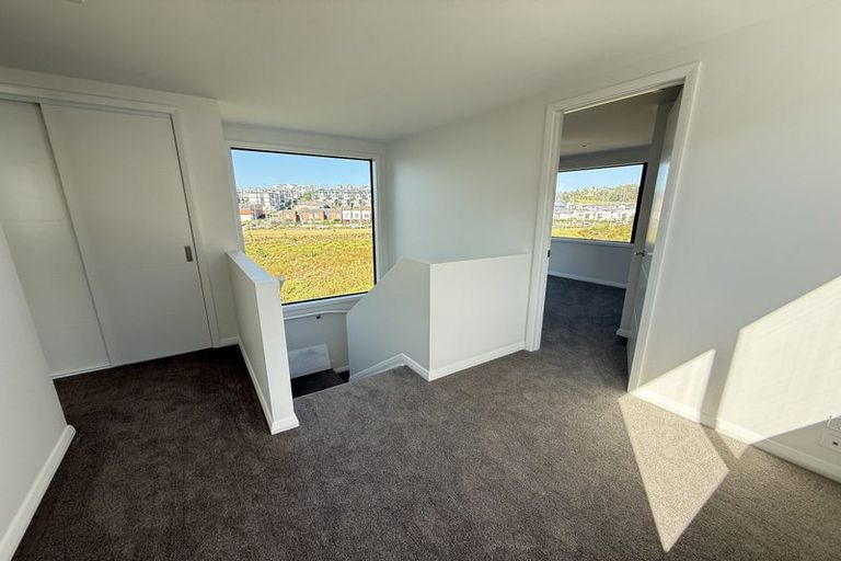 Photo of property in 25 Streamview Way, Long Bay, Auckland, 0630