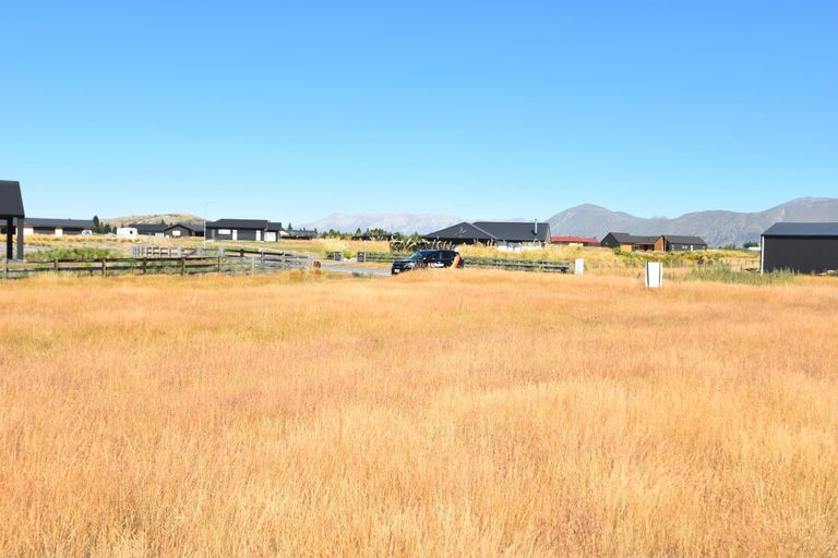 Photo of property in 1 Tussock Crescent, Twizel, 7901