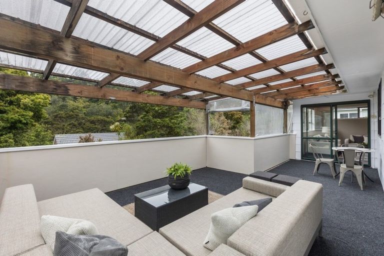 Photo of property in 24 Odin Place, Beach Haven, Auckland, 0626