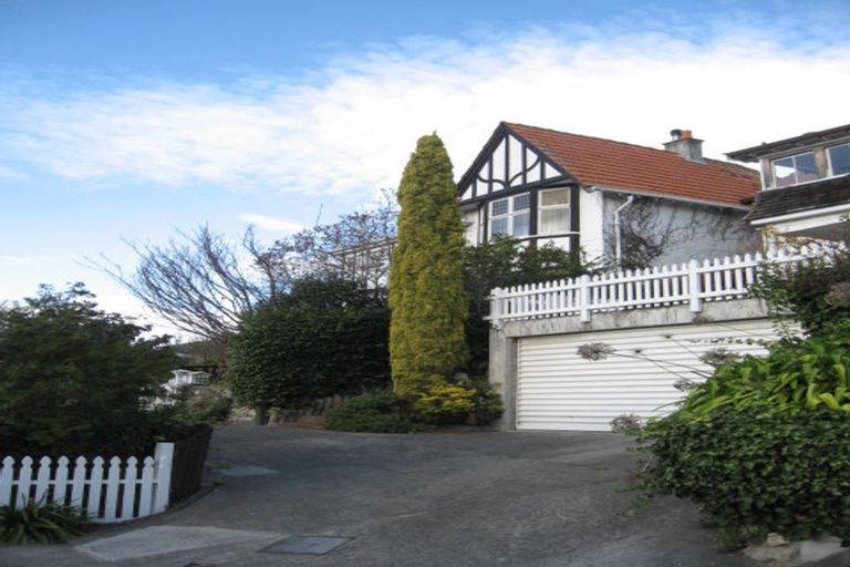 Photo of property in 511 Shakespeare Terrace, Bluff Hill, Napier, 4110