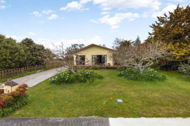 Photo of property in 18 Rutland Street, Fairview Downs, Hamilton, 3214