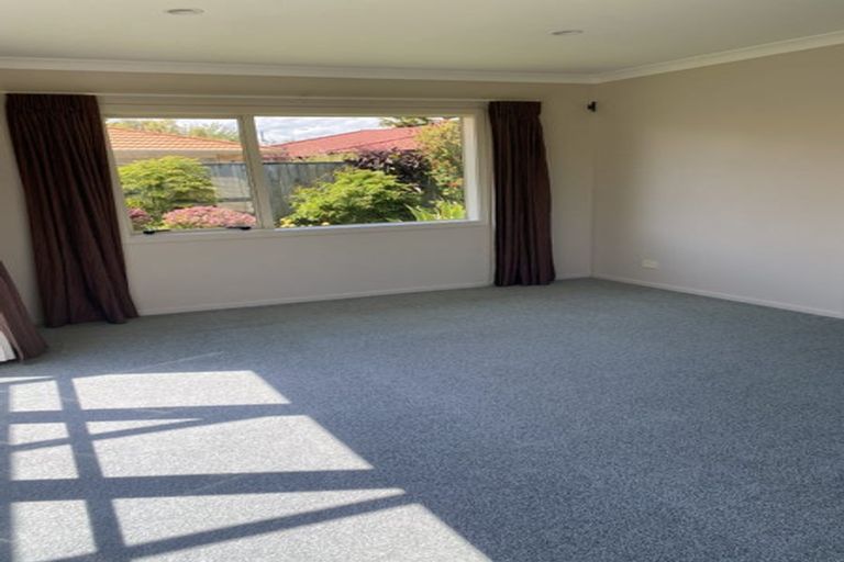 Photo of property in 18 Gilligan Close, College Estate, Whanganui, 4500