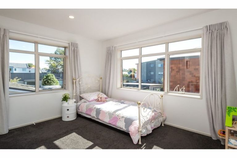 Photo of property in 31 Eversleigh Street, St Albans, Christchurch, 8014