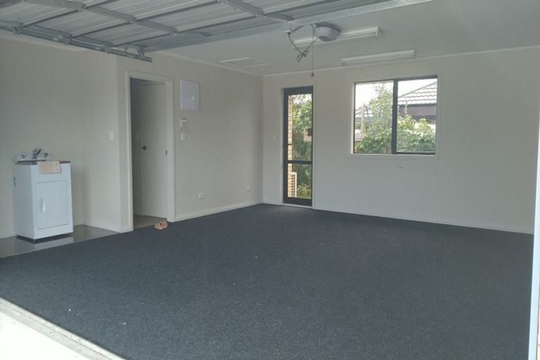 Photo of property in 32a Laurie Avenue, Papakura, 2110