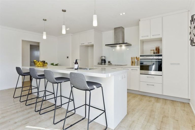 Photo of property in 6 Kettlewell Drive, Silverdale, 0932