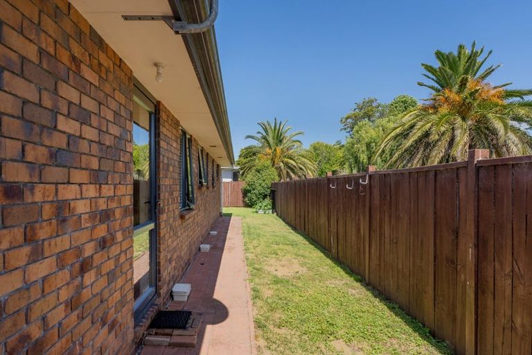 Photo of property in 16 Cobham Lane, Whitianga, 3510