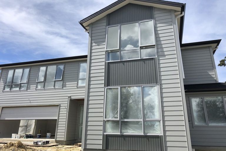 Photo of property in 25a Kyle Road, Greenhithe, Auckland, 0632