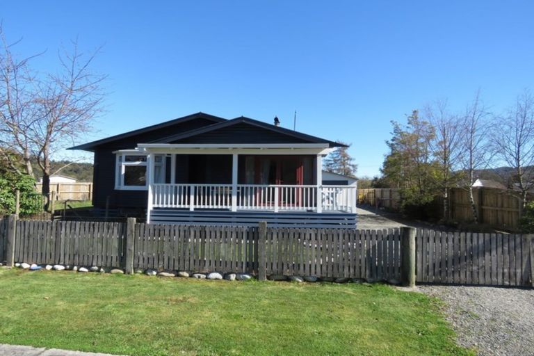 Photo of property in 6 Victory Street, Reefton, 7830