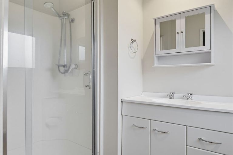 Photo of property in 15 Morey Street, Owhata, Rotorua, 3010