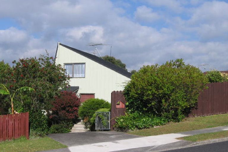 Photo of property in 97 Stapleford Crescent, Browns Bay, Auckland, 0630