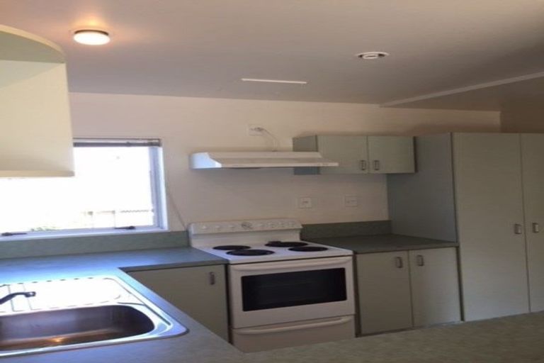 Photo of property in 2/102 Wainui Street, Riccarton, Christchurch, 8041