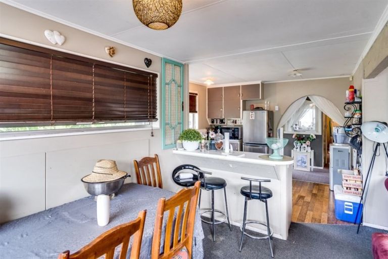 Photo of property in 6 Baker Street, Flaxmere, Hastings, 4120