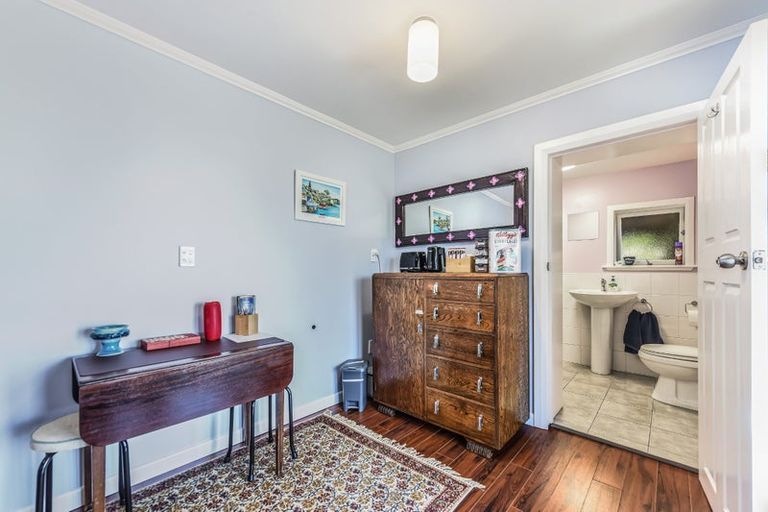 Photo of property in 4 Rangiora Terrace, Tahunanui, Nelson, 7011