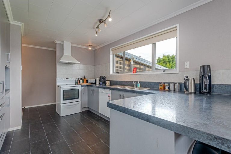 Photo of property in 9 John F Kennedy Drive, Milson, Palmerston North, 4414