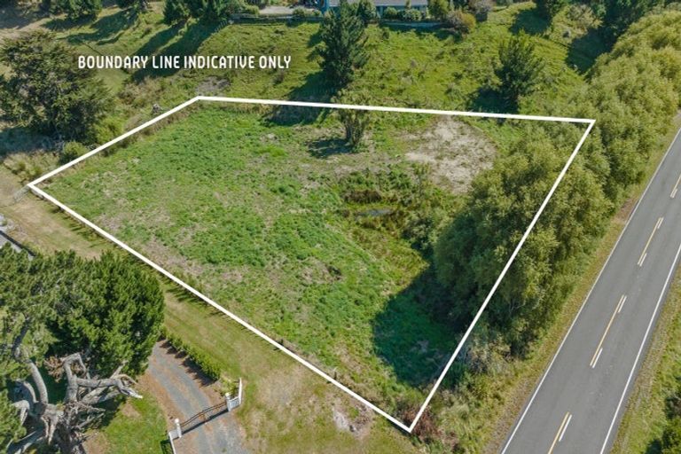 Photo of property in 35 Wylie Road, Foxton Beach, Foxton, 4891