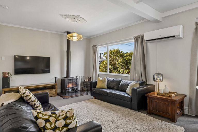 Photo of property in 11 Hazel Avenue, Caversham, Dunedin, 9012