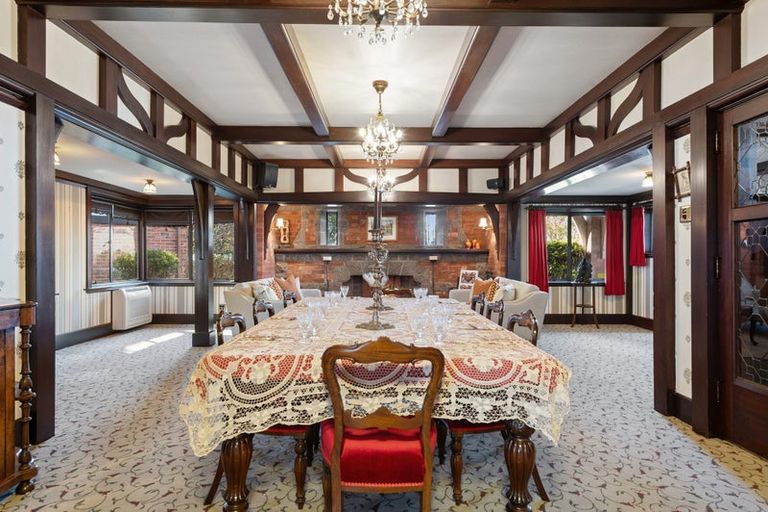 Photo of property in 283 Papanui Road, Merivale, Christchurch, 8052