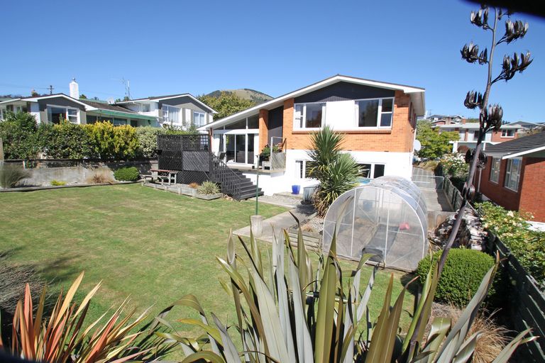 Photo of property in 7 Kinmont Crescent, Kinmont Park, Mosgiel, 9024