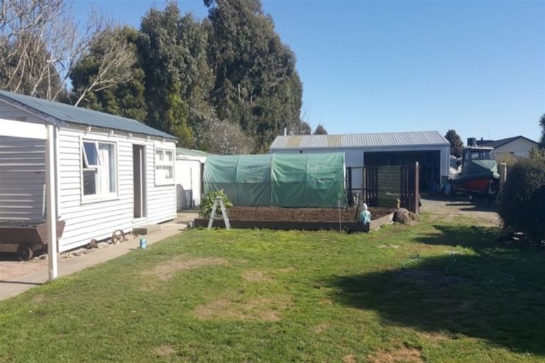 Photo of property in 16 Turnbull Street, Pareora, 7912