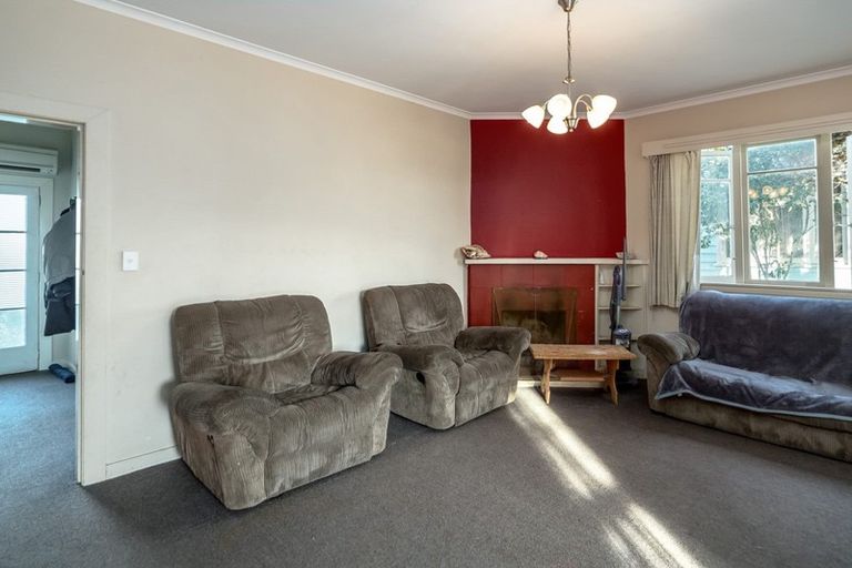 Photo of property in 107 Lincoln Road, Masterton, 5810