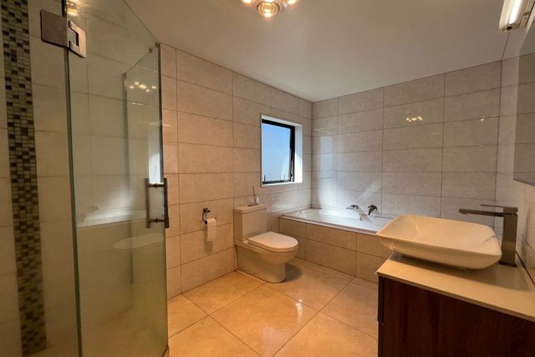 Photo of property in 21 Ballindrait Drive, Flat Bush, Auckland, 2019