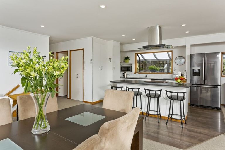 Photo of property in 116 Stredwick Drive, Torbay, Auckland, 0630