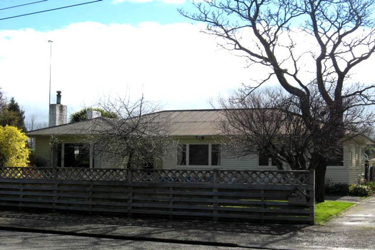 Photo of property in 32 York Street, Solway, Masterton, 5810
