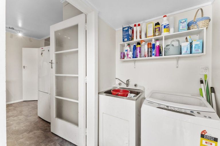 Photo of property in 34 Saint Annes Street, Levin, 5510