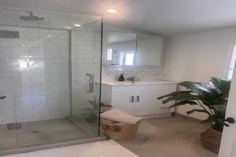 Photo of property in 52 Dean Street, Grey Lynn, Auckland, 1021