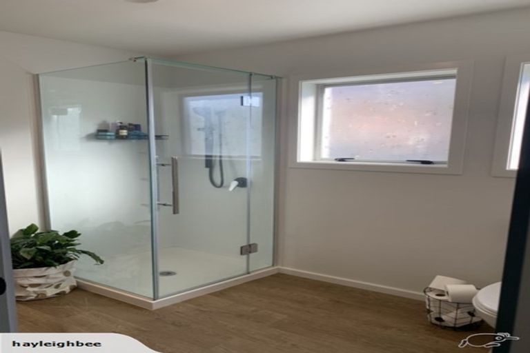 Photo of property in 2/41 Bowhill Road, New Brighton, Christchurch, 8083