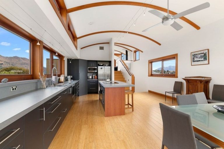 Photo of property in 130 Brownston Street, Wanaka, 9305