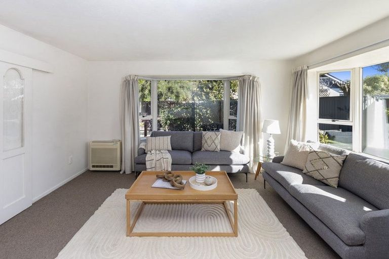 Photo of property in 19b Juniper Place, Burnside, Christchurch, 8053