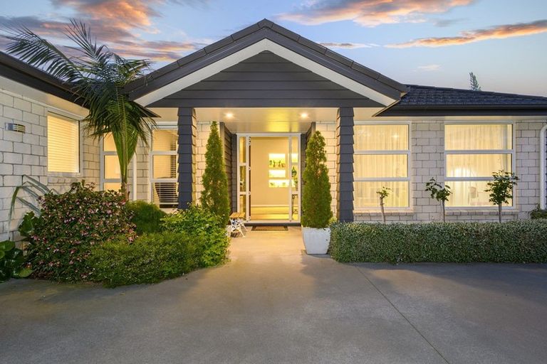 Photo of property in 15 Tall Oaks Way, Bethlehem, Tauranga, 3110