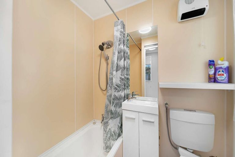 Photo of property in 103 Baker Street, Stirling, 9231