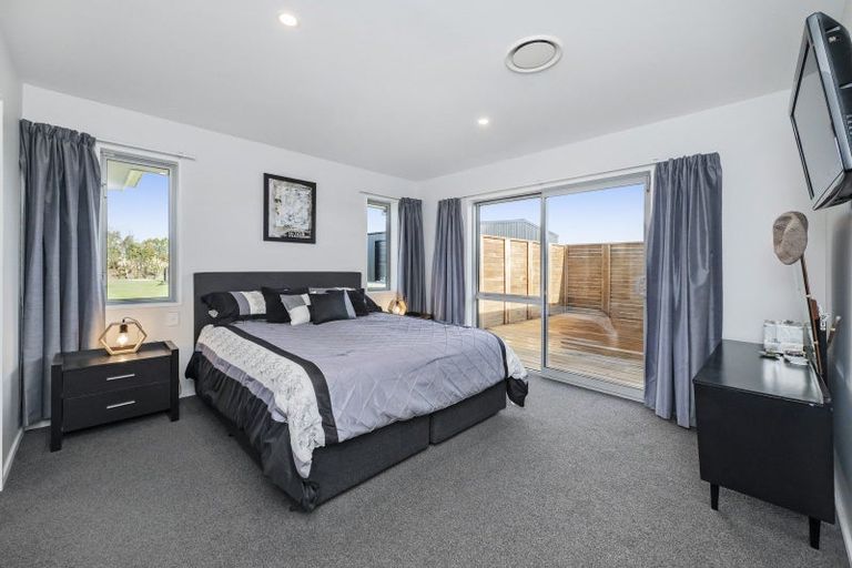 Photo of property in 25 Landsborough Drive, Darfield, 7571